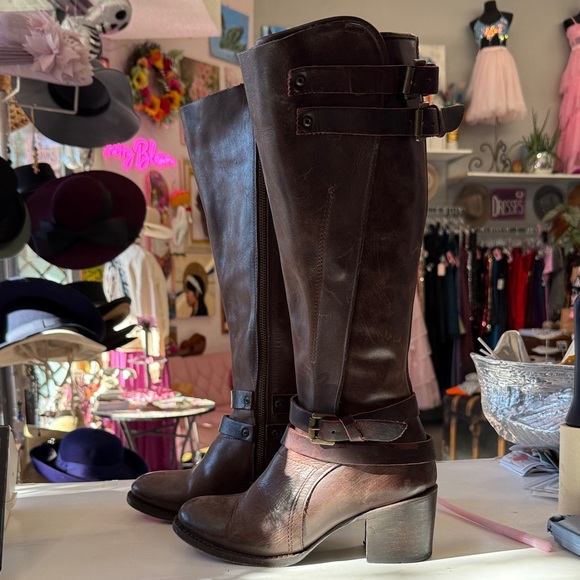 Freebird by Steven Leather Dark Brown Heeled Boots classy!! - Picture 3 of 6